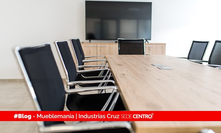 Qué tipo de mesa de juntas comprar